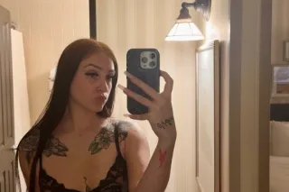 ONLY HERE FOR A FEW HOURS - 23 - Image 2