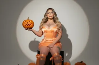 Sexy💕 curvy🥰 German doll ready to serve your every want and need!!!!😊😊 - Image 12