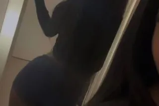 come play with me babe - Image 3