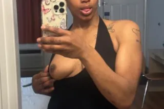 Brownskin Hottie Looking For Fun 💋 - Image 5